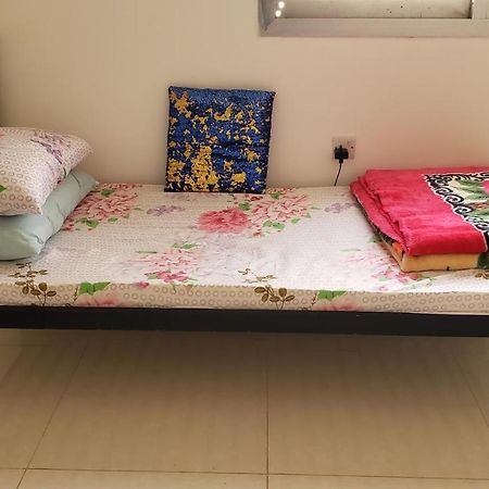 אבו דאבי Yahia Guest House מראה חיצוני תמונה