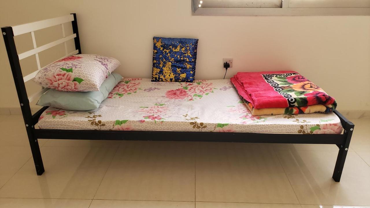 אבו דאבי Yahia Guest House מראה חיצוני תמונה